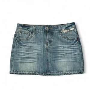 vintage wash denim mini skirt